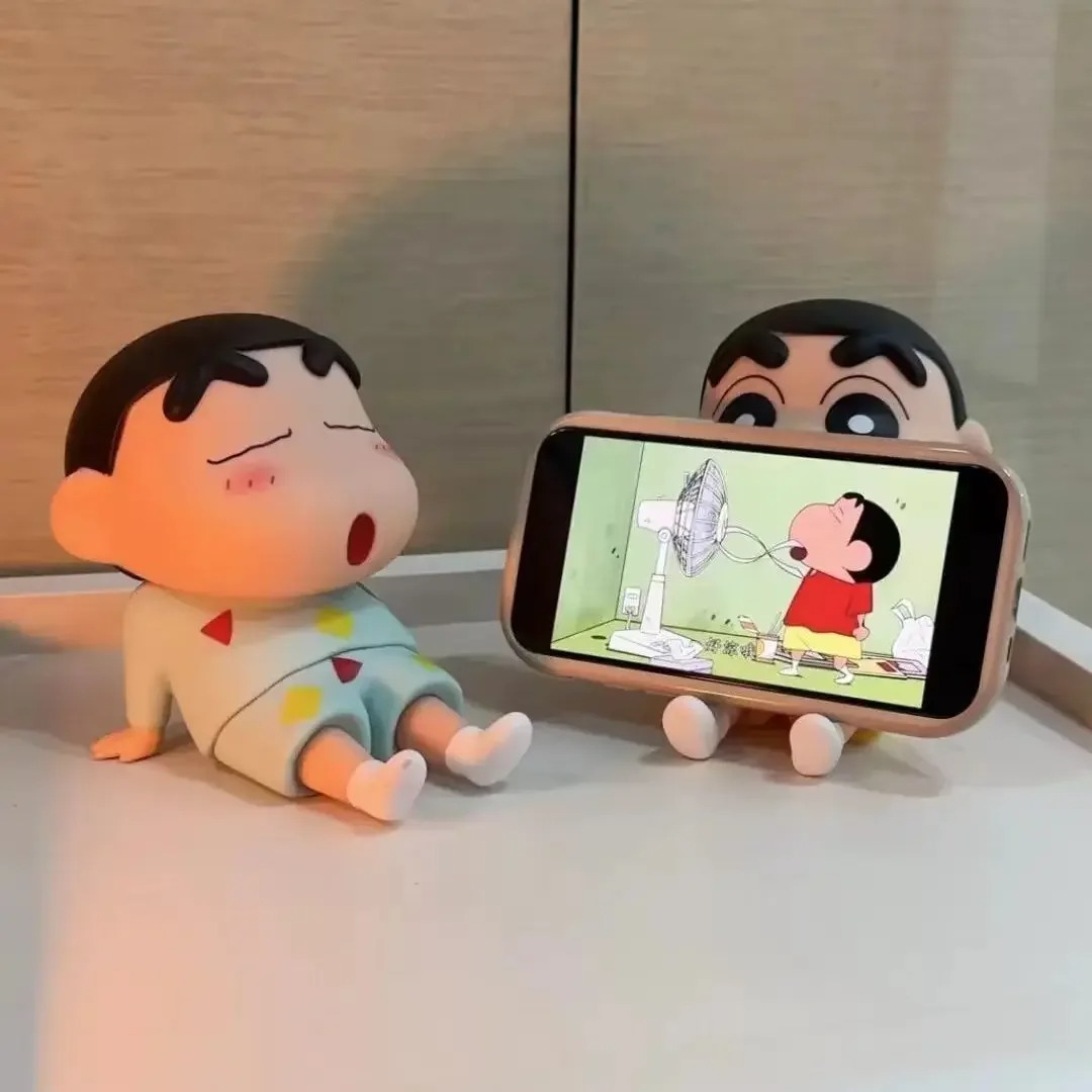 Crayon Shin-Chan Figure Phone  - Phone Accessories For Teens 리뷰 및 가격