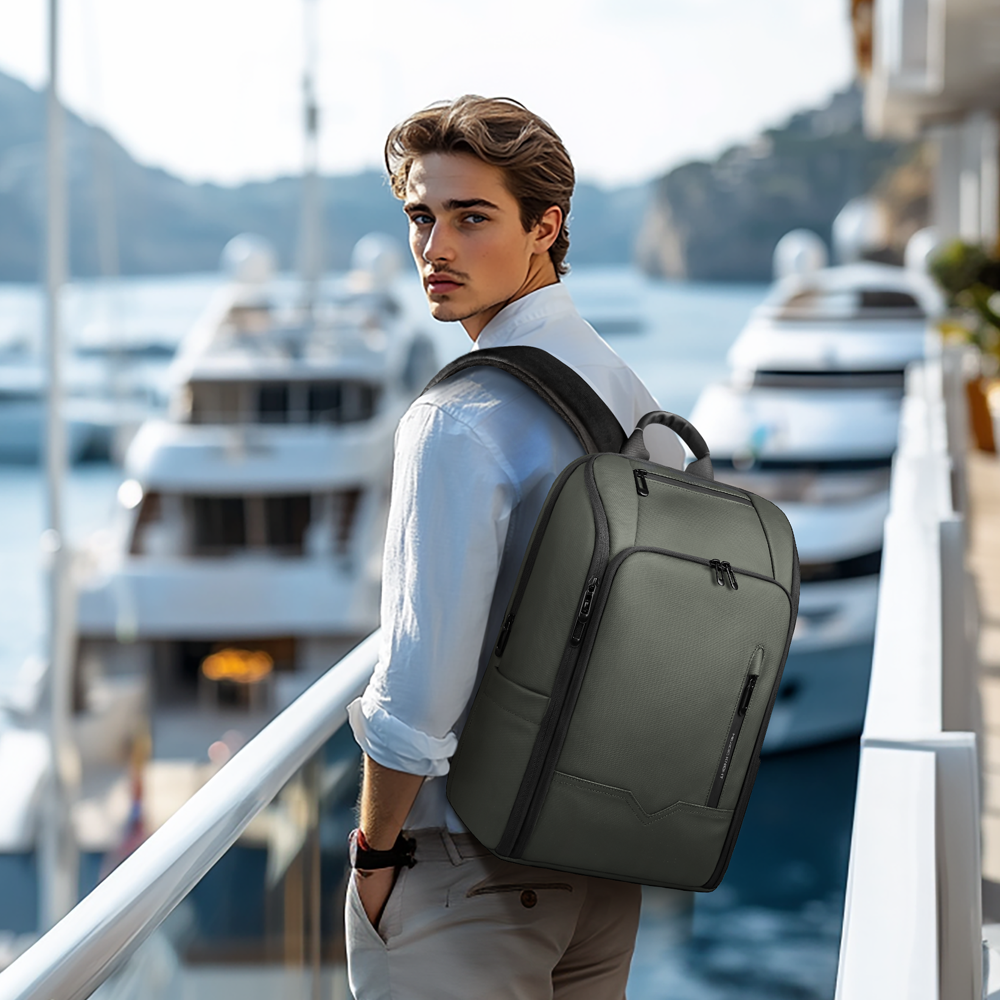 HK Business Men's Backpack 15. - Waterproof Phone Bag 리뷰 및 가격
